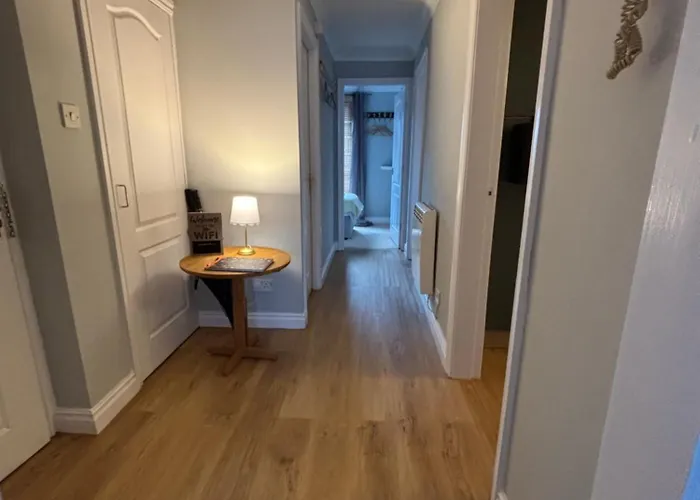 Fab Centre With Free Parking